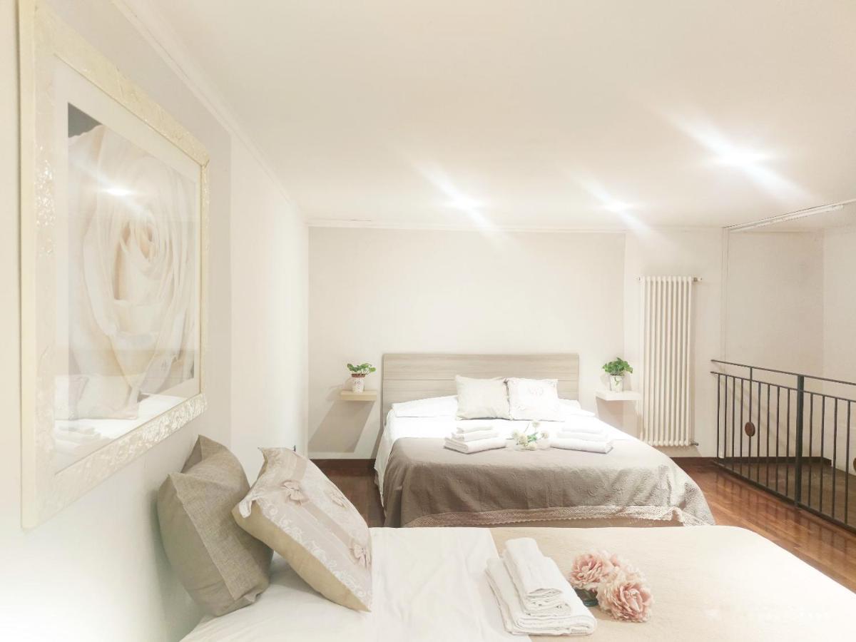 Santa Mariahouse 202